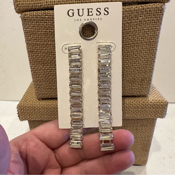 NWT Guess Crystal Earrings- long clear rectangular baguettes, gold tone - Picture 3 of 8